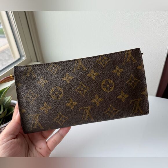 Louis Vuitton Mini Bucket GM Free Gold chain - Picture 4 of 11